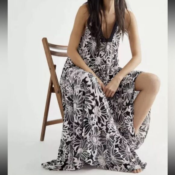 Free People Intimately Tiers For You Maxi Dress Size Small - Picture 3 of 9